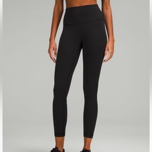Lululemon Invigorate Leggings with Pockets 25”